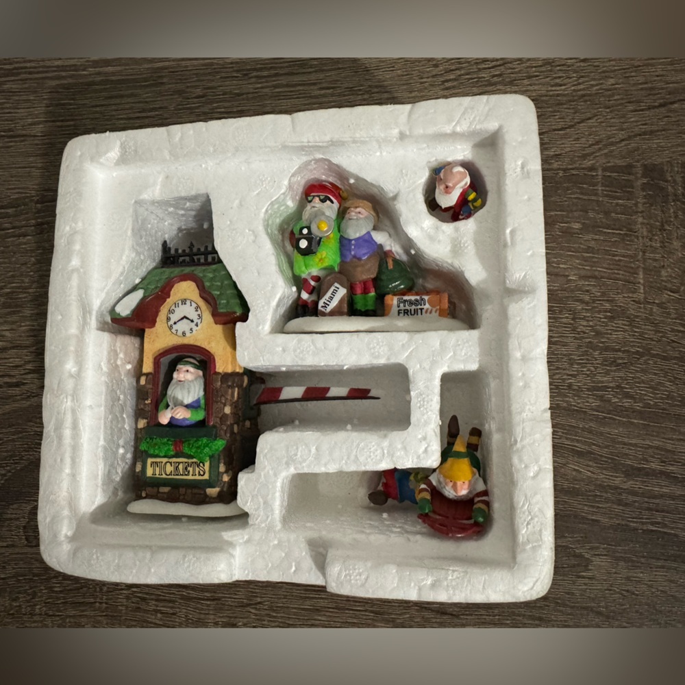Dept. 56 Festive Christmas North Pole Village Set